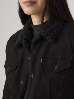 LEVI'S Original Sherpa Trucker Jacket XS